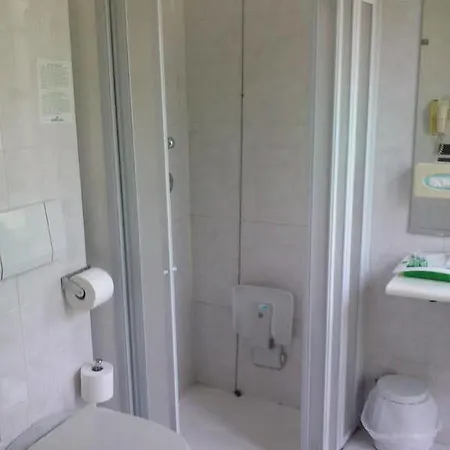 Sure By Western Centre 4* Turín