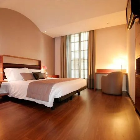 Sure By Western Centre ホテル 4*