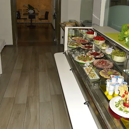 Sure By Western Centre 4*