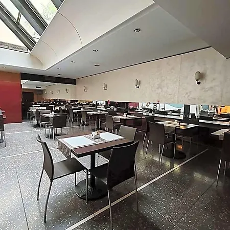 Sure By Western Centre Hotel