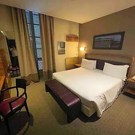 Sure By Western Centre Hotel 4*