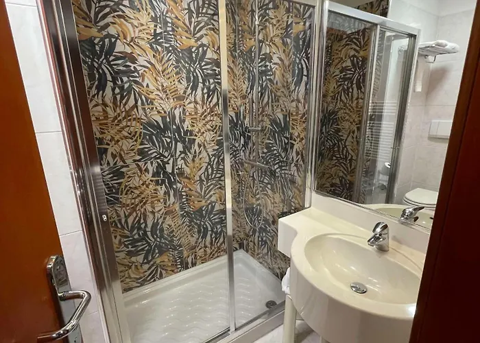 Sure By Western Centre Отель Турин