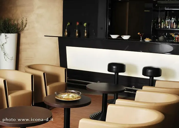 Sure By Western Centre Отель Турин