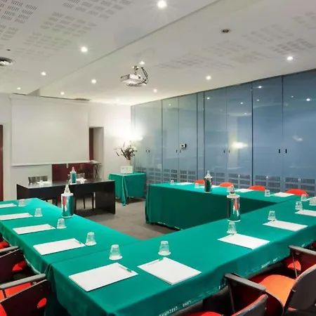 Sure By Western Centre Szálloda Torino