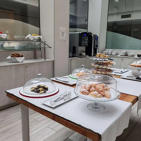 Sure By Western Centre 4*