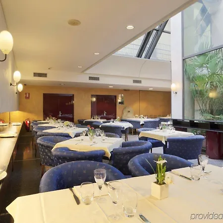 Szálloda Sure By Western Centre