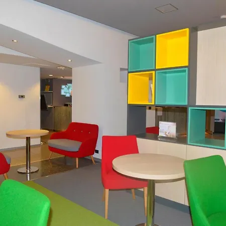 Sure By Western Centre 4* Turin