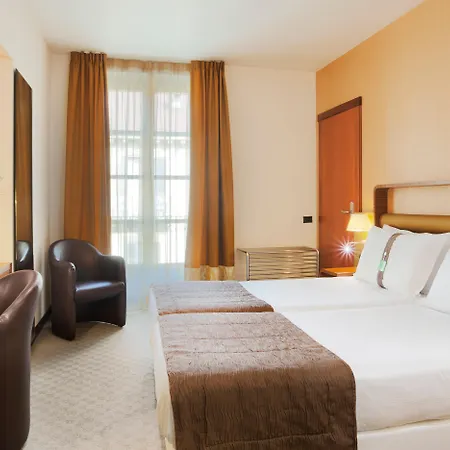 Sure By Western Centre Hotel 4*