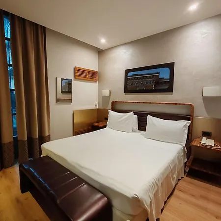 Sure By Western Centre Hotel 4*
